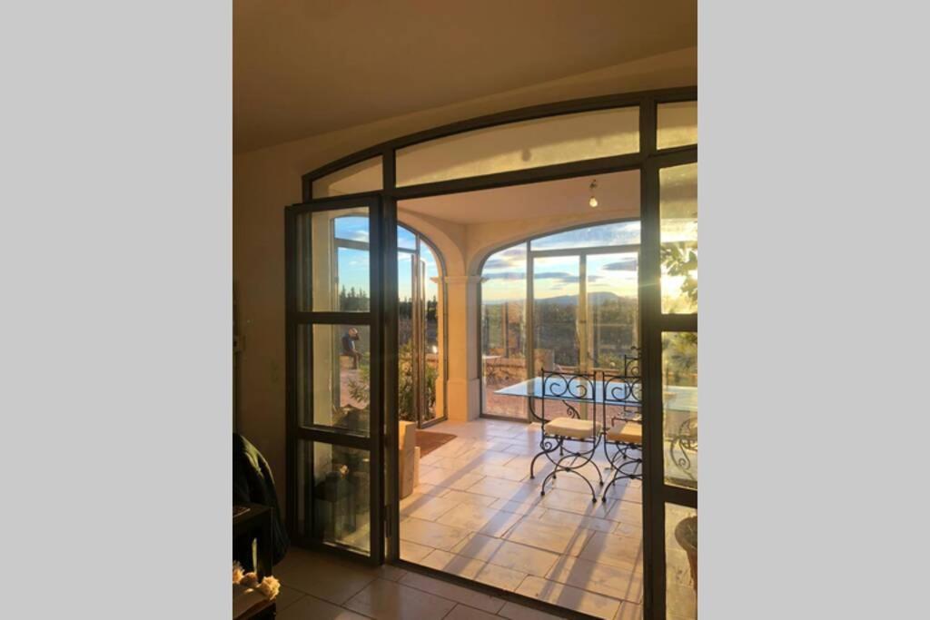 Villa Bastide au milieu des vignes et des oliviers Aups Extérieur photo