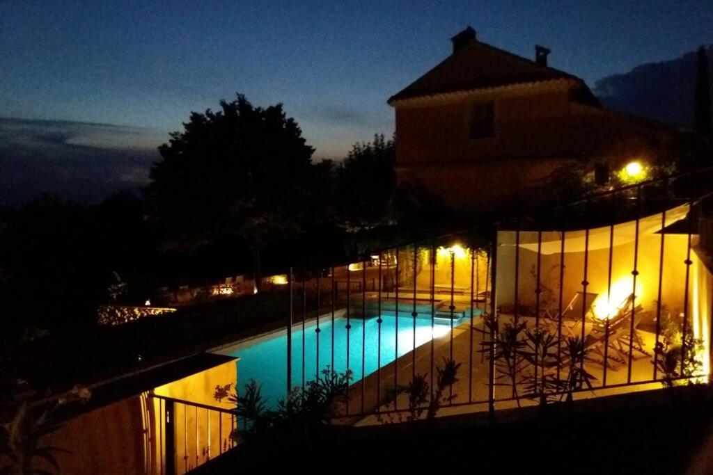 Villa Bastide au milieu des vignes et des oliviers Aups Extérieur photo