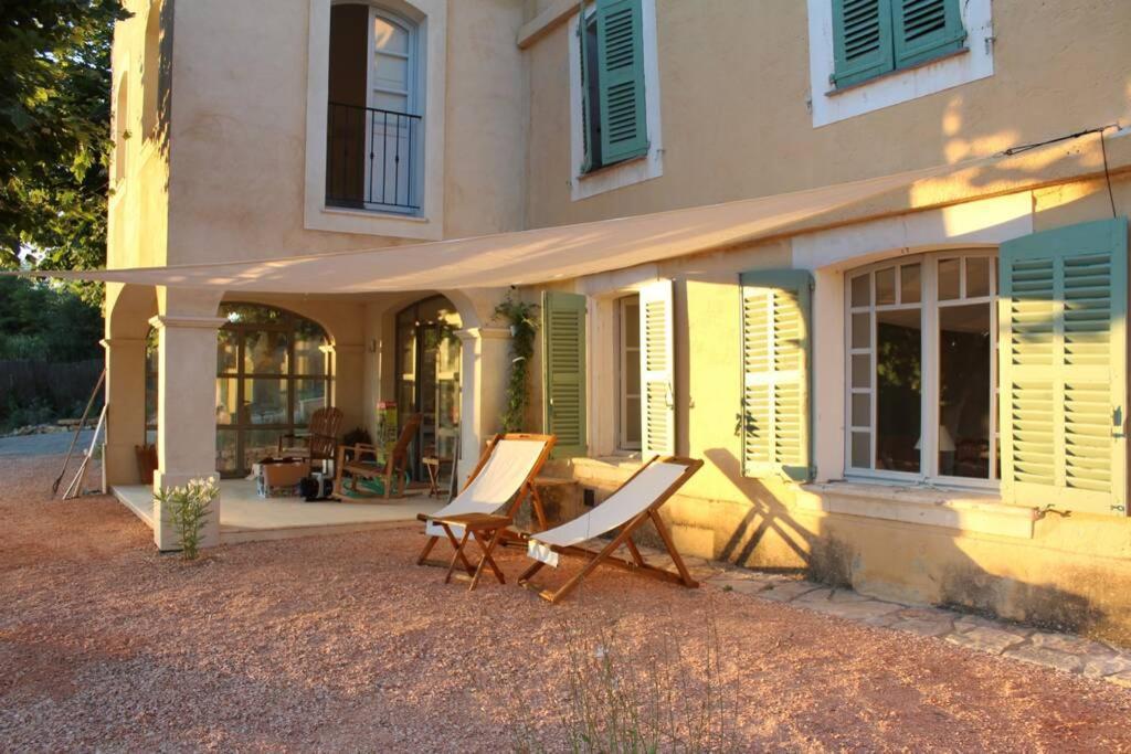 Villa Bastide au milieu des vignes et des oliviers Aups Extérieur photo