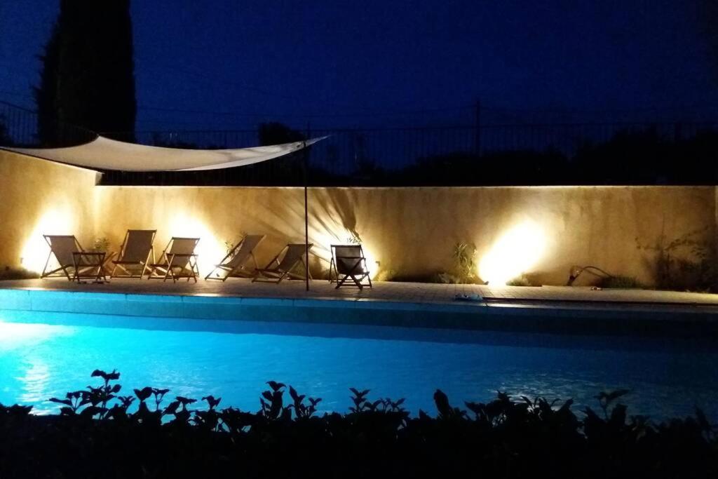 Villa Bastide au milieu des vignes et des oliviers Aups Extérieur photo